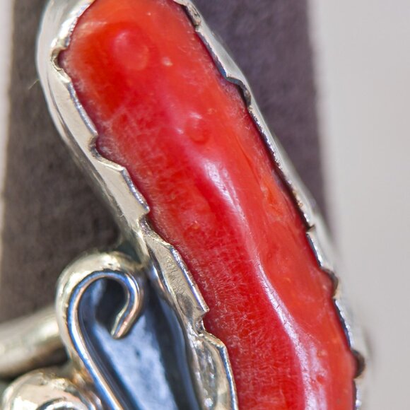 Vintage Sterling Silver Turquoise & Coral Ring – Navajo-Style Split Shank - Picture 3 of 11